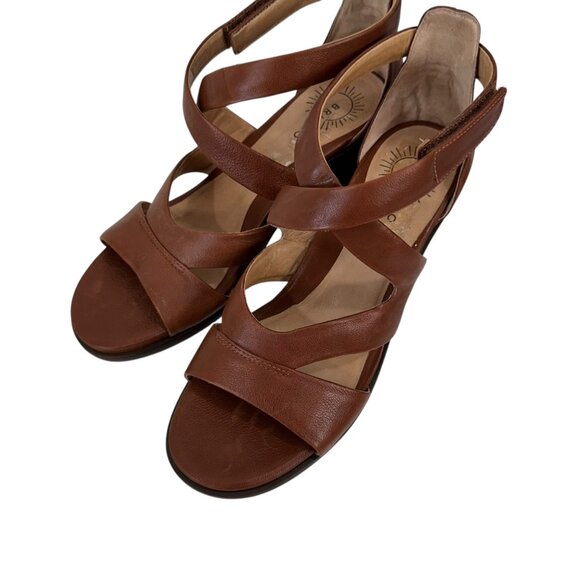 Brioso Womens Brown Leather Strappy Sandals 2.5" Heel Made In Brazil SZ 8.5M - Picture 14 of 16